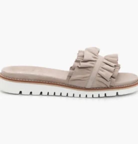 Ara Sandals | The Ruffle Comfort Slide Sandal in Sand